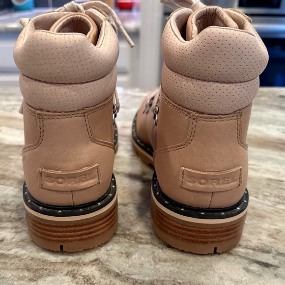 SOREL Lennox Waterproof Hiker Boot - Tan- Size 8 - EUC! - Picture 7 of 9